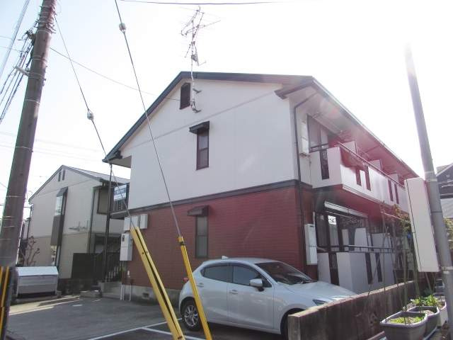 ジュネス仁川の外観