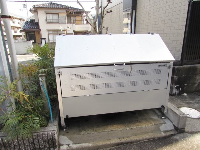 ジュネス仁川のその他共用部分|ゴミ捨て場です