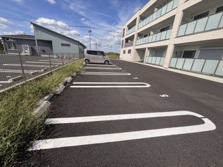 【駐車場】 | Moon stone（ムーン　ストーン）