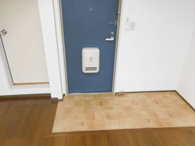 アンフィニィ富田の玄関
