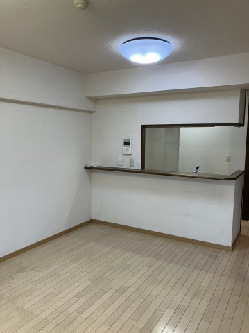 ロアーブルサン橋本