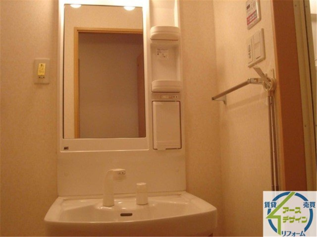 フィオーレの独立洗面台|パース写真