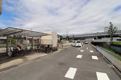 【周辺】 | プロックコート