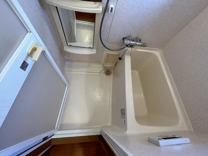 リヴェール学園西の浴室