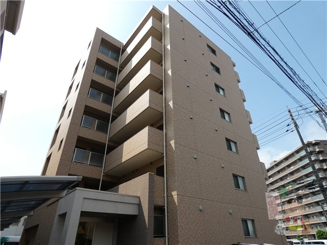 エスト東古松の外観