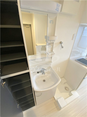 【独立洗面台】 | Glanz栄町 | 独立洗面台です