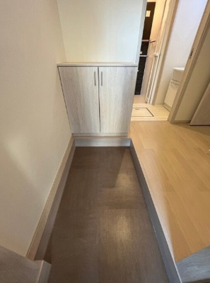 【玄関】 | ヴィクトワール放出