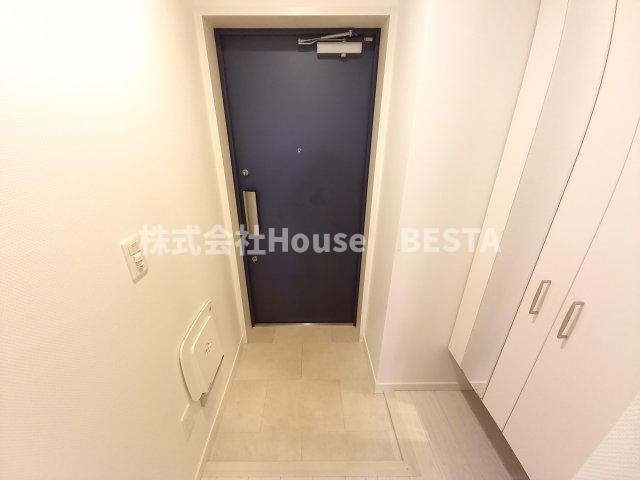 シャーメゾン神戸の玄関