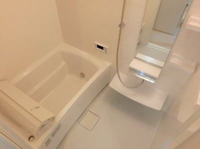 【浴室】 | 第2小美野マンション | 追い焚き機能付きバス。