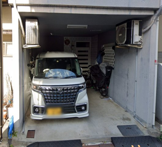 津之江2丁目戸建の駐車場