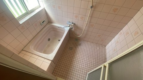 津之江2丁目戸建の浴室