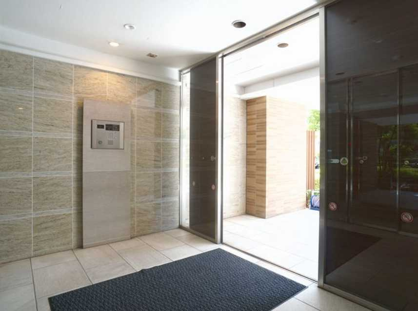 プライムメゾン早稲田　眺望良好　スーパー至近　角部屋のセキュリティ