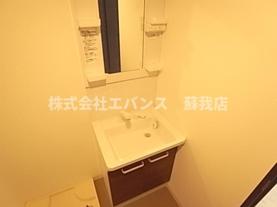 【独立洗面台】 | ジークレスト千葉浜野 | 独立洗面台あり、毎朝おしゃれに忙しい女性の方におすすめです