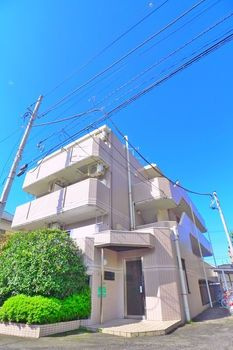 シャルマンはすみのエントランス