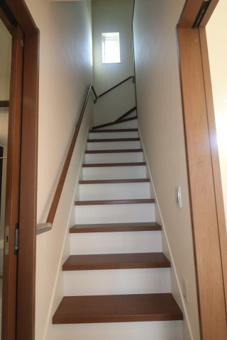 高崎市福島町の一戸建てのその他共用部分|階段
