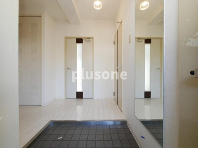 【玄関】 | ロベリア弐番館