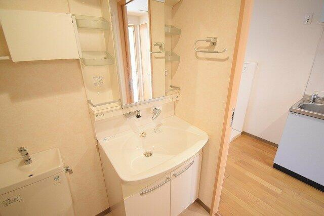 パークヒルの独立洗面台|同仕様写真