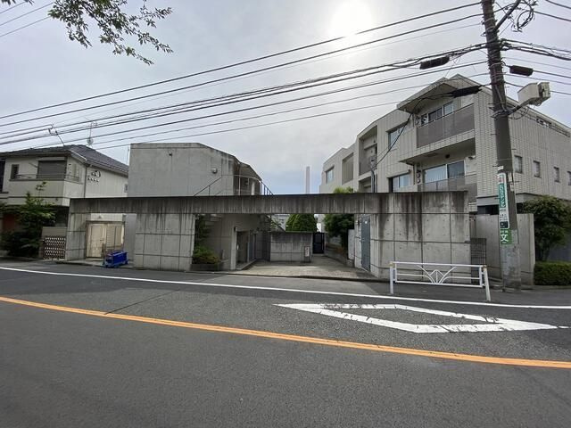 エスコートノヴェル広尾