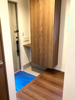 【玄関】 | 高崎市福島町戸建賃貸住宅エステートハウス | 大容量の靴箱収納◎木目調がおしゃれ◎