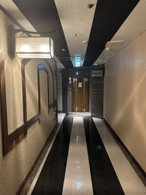 【玄関】 | パレ・ド・北野坂