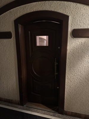 【玄関】 | パレ・ド・北野坂