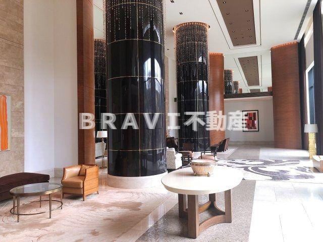 The Kitahama（The Kitahama Tower）ザ北浜タワー　BRAVI不動産のロビー