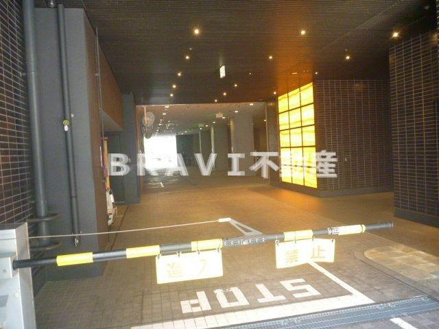 The Kitahama（The Kitahama Tower）ザ北浜タワー　BRAVI不動産の駐車場