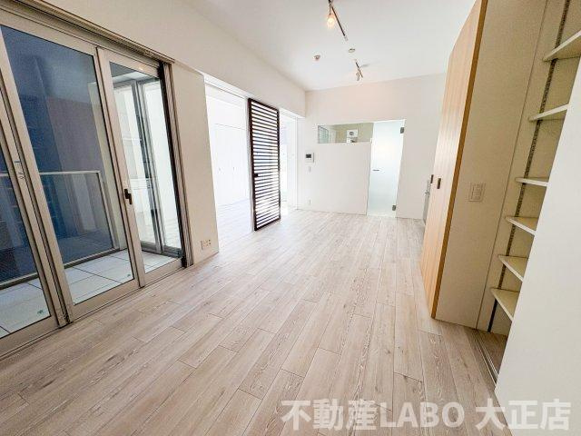 アーバンフラッツ湊町の居間・リビング