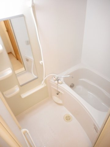 アンソレイユＴＮ　Ⅱの浴室