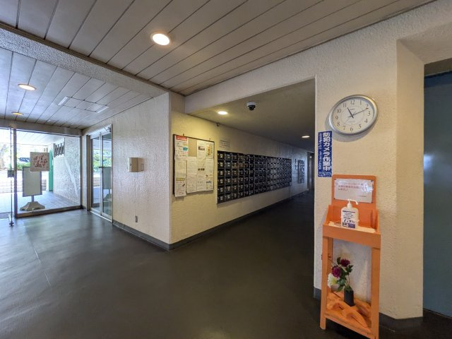 【エントランス】