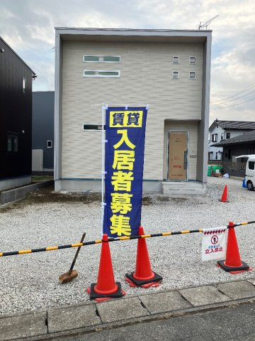 高崎市福島町の一戸建ての外観|入居者様募集中♪