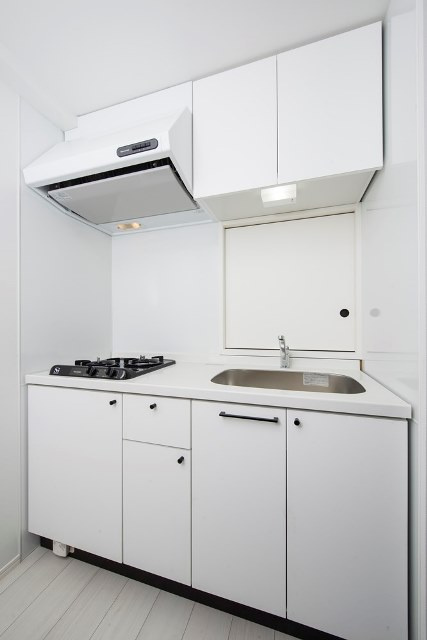 新品家具付きマンション博多駅前3(KaGood福岡)のキッチン