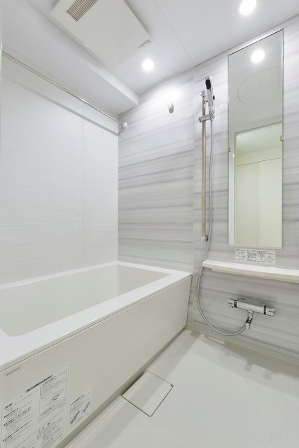 新品家具付きマンション博多駅前3(KaGood福岡)の浴室