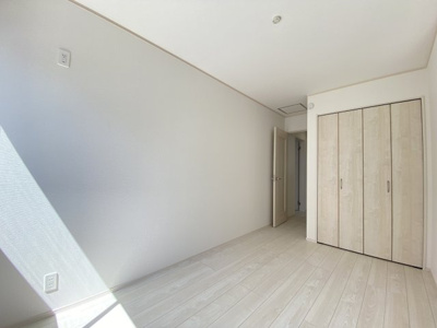 【洋室】 | 那覇市具志（全7棟）A・C・D・E・F号棟 | C号棟　洋室5.5帖＋収納付き♪