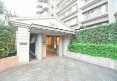 【エントランス】 | アクロシティE | 落ち着いたエントランスです