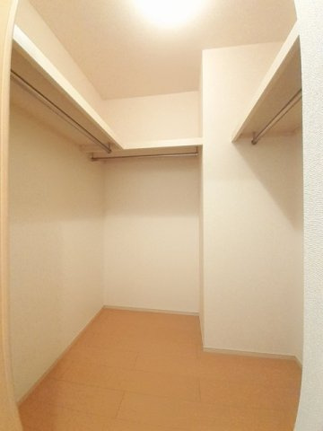 サニー　ブライト　Ⅱの収納