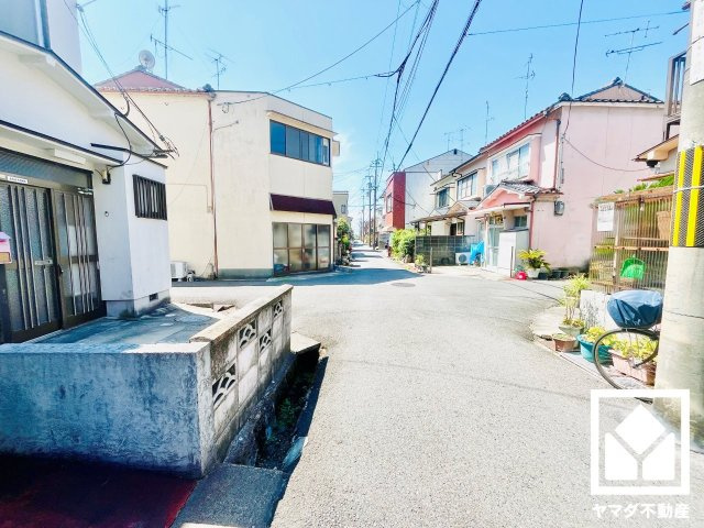 宇治市槇島町南落合の前面道路含む現地写真