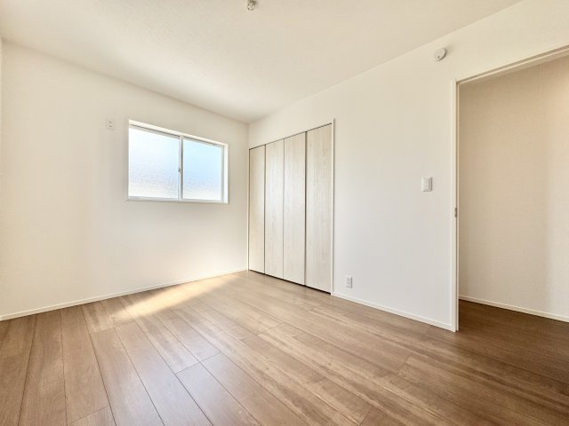 中央区入野町の洋室|全居室フローリング！畳の色褪せの心配がありません！　