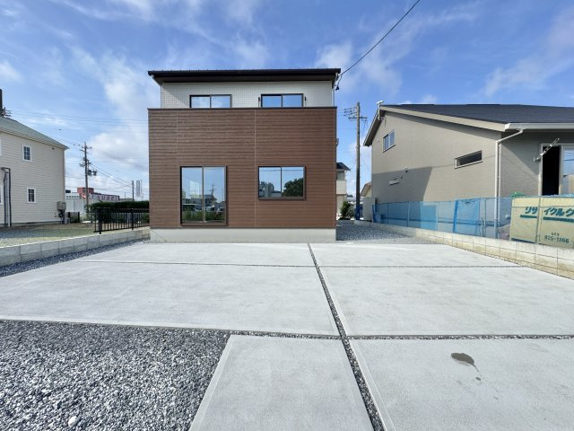 中央区入野町の駐車場|周辺は車の往来が少ない環境！ゆとりを持ってお車の出入庫がしていただけます！　