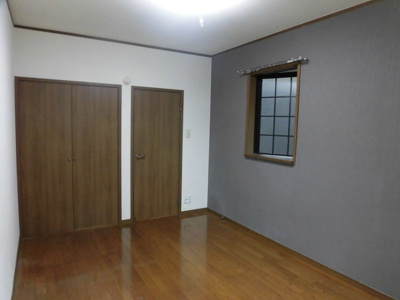 【居間・リビング】 | エスポワール大桐 | きれいなフローリングの洋室です