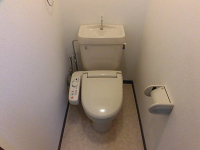 【トイレ】 | エスポワール大桐 | ウォシュレット機能付きの清潔感のあるトイレです