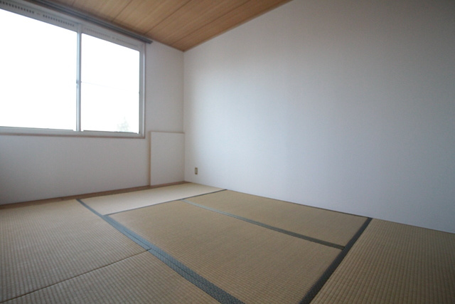 グリーンハイツAの居間・リビング