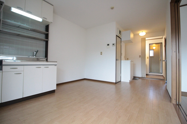 グリーンハイツAの居間・リビング