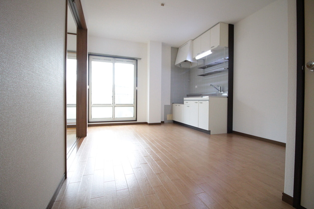 グリーンハイツAの居間・リビング