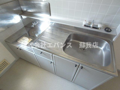 【キッチン】 | ハイツ・アリエス | キッチンです