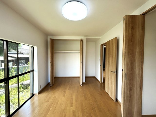 庄内町6丁目　中古戸建の洋室