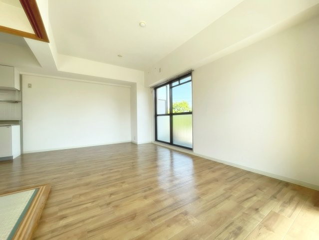 リバーサイド中山の洋室|洋室です