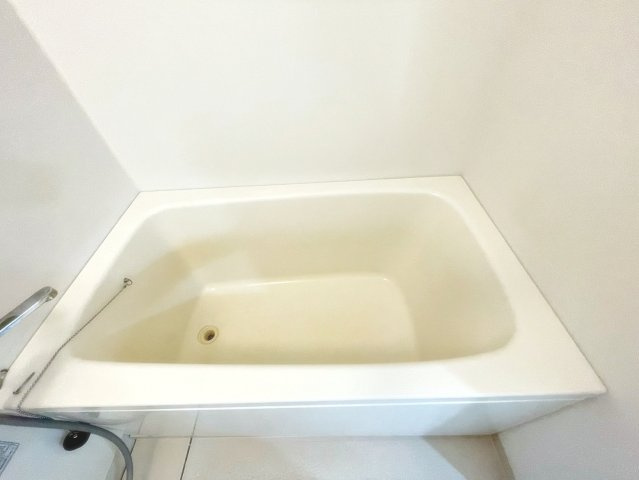 リバーサイド中山の浴室|日々の疲れを癒すお風呂付です