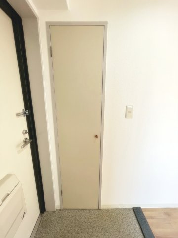 リバーサイド中山の玄関|落ち着いた玄関です