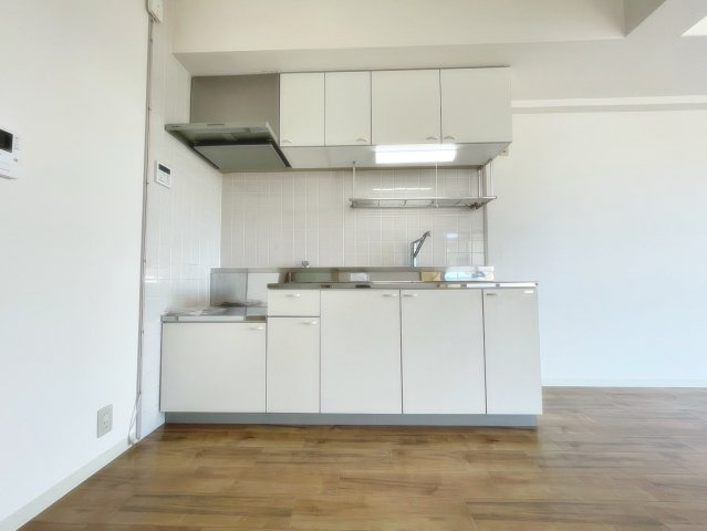 リバーサイド中山のキッチン|きれいなキッチンです